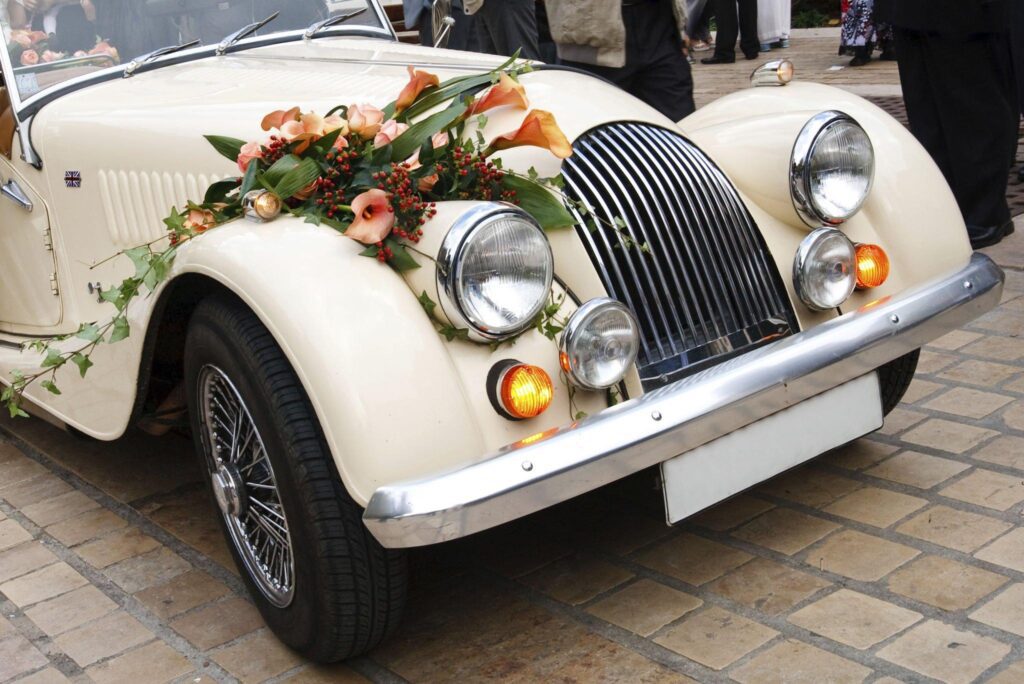 Book a Wedding Car Rental in delhi ncr